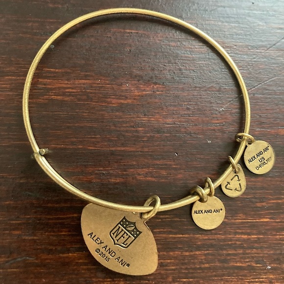 Alex & Ani Kansas City Chiefs Bracelet - Picture 2 of 2